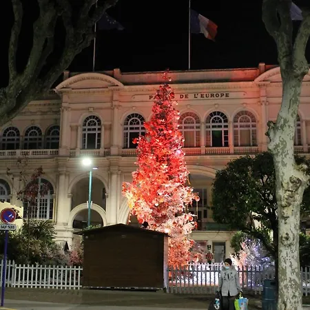 Penelope Belle Vue * Mentona