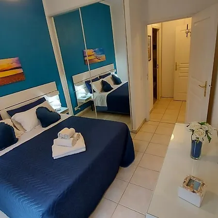 Penelope Belle Vue Mentona